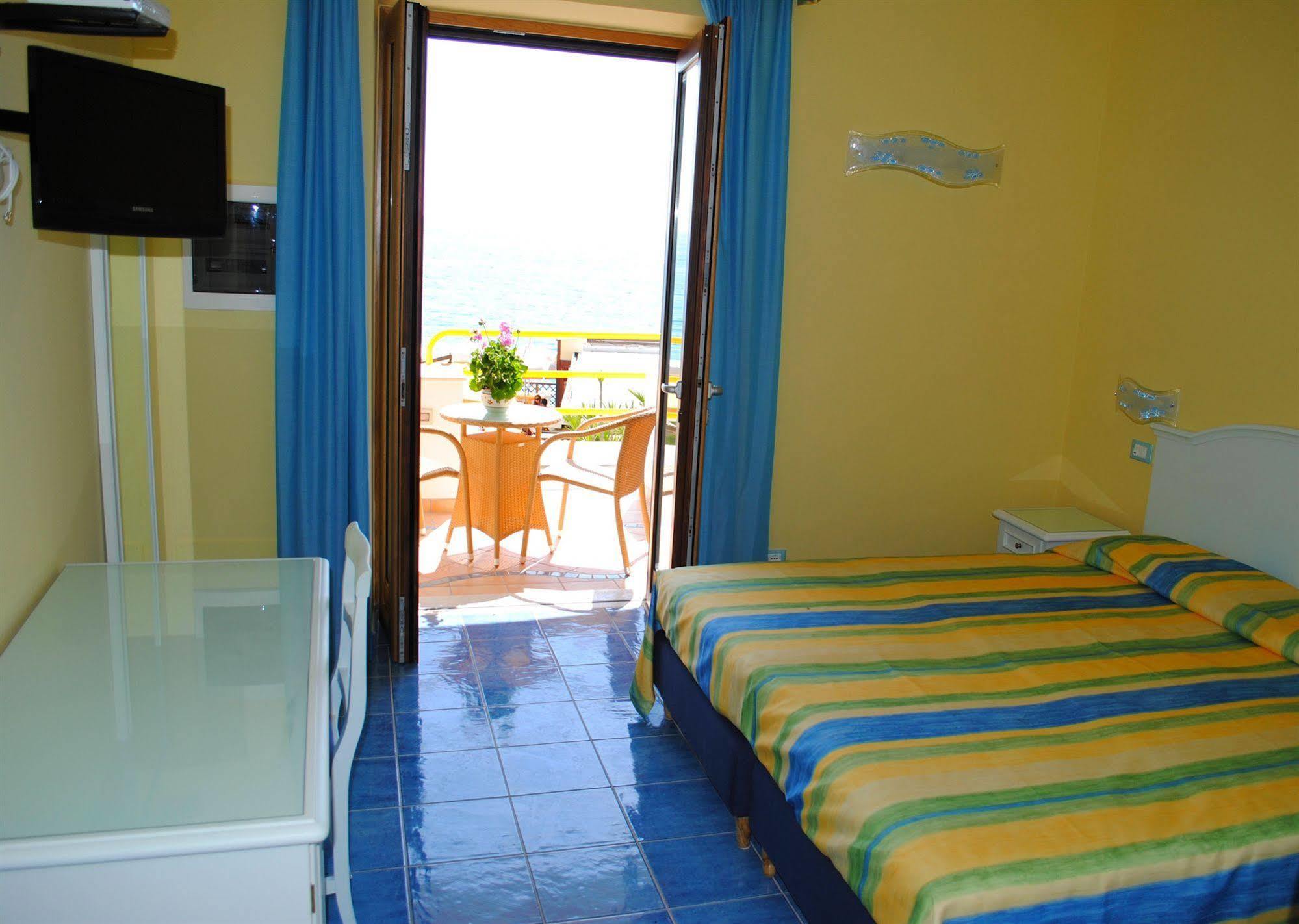 Hotel Cava Dell'Isola Forio di Ischia Kültér fotó